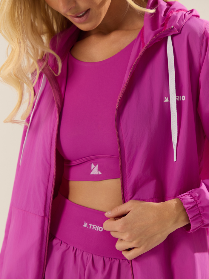 Alternative view of BOMBER RUTHE TONIC