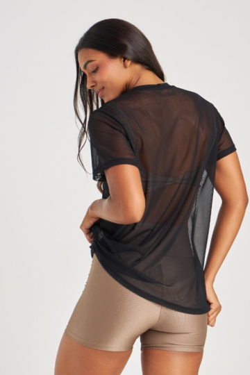 Alternative view of BLUSÃO TELA PRETO