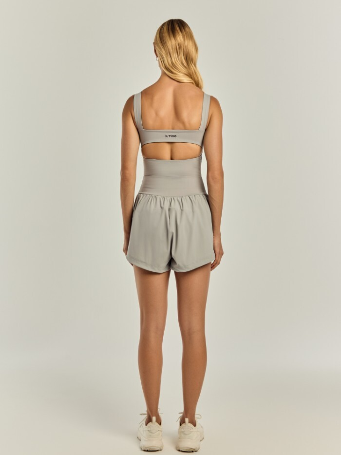 Alternative view of SHORT ANNE CINZA