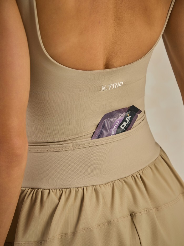 CAMISETA BIA BEGE COM OFF - Imagem 3