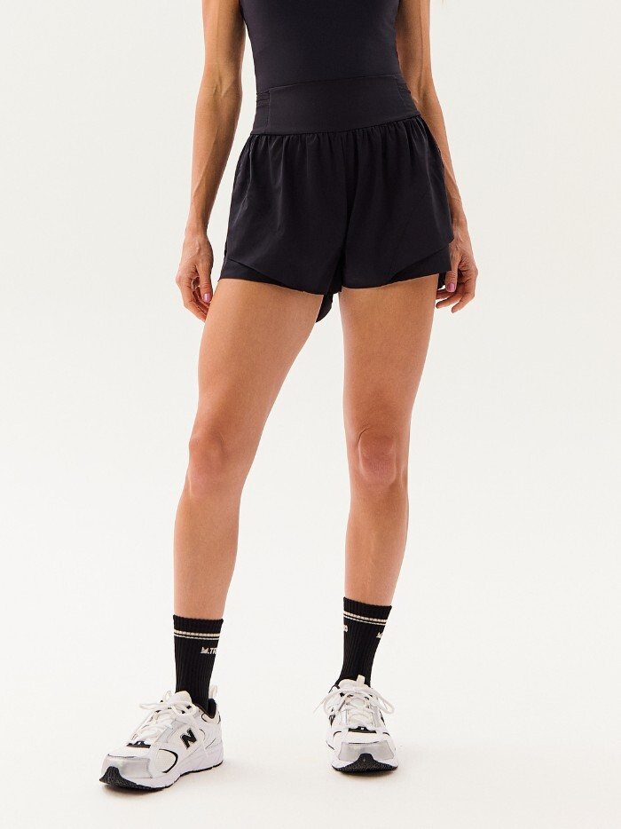 SHORT LINA PRETO