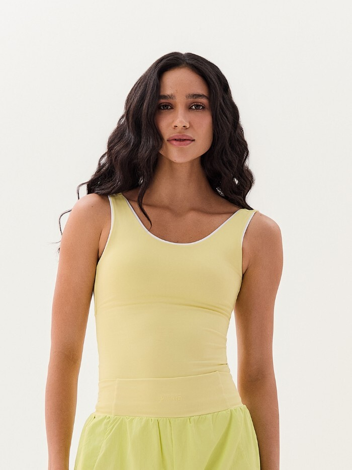 CAMISETA BIA SICILIANO E BRANCO