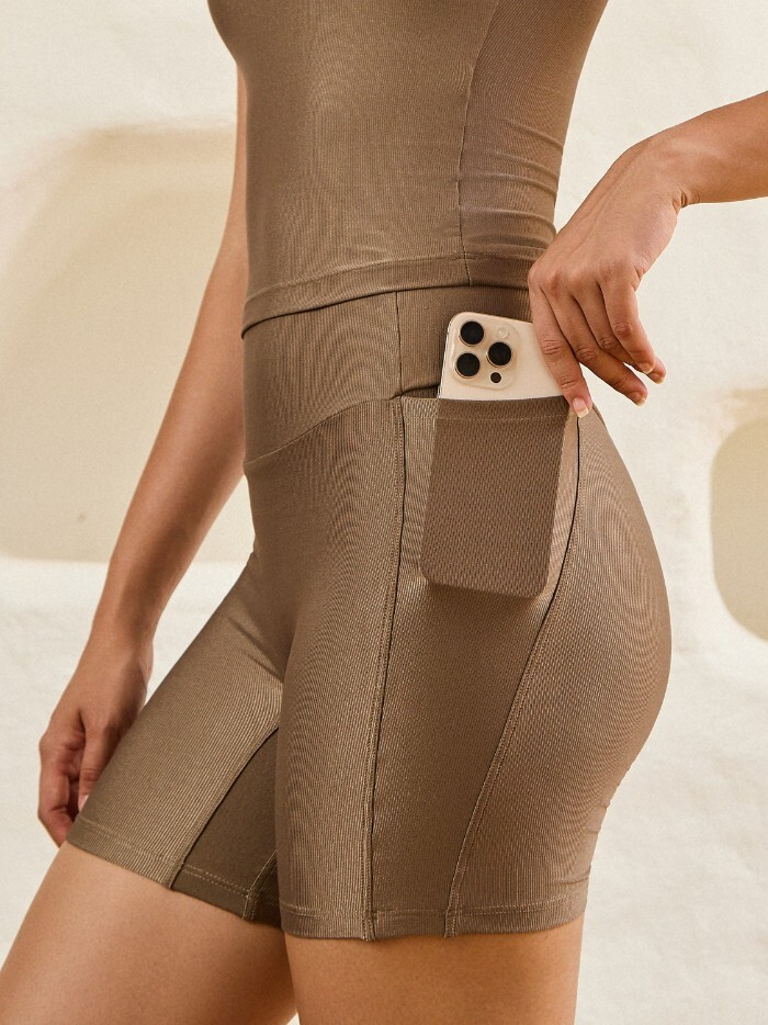 SHORT CELINE CASTANHO CANELADO - Imagem 3