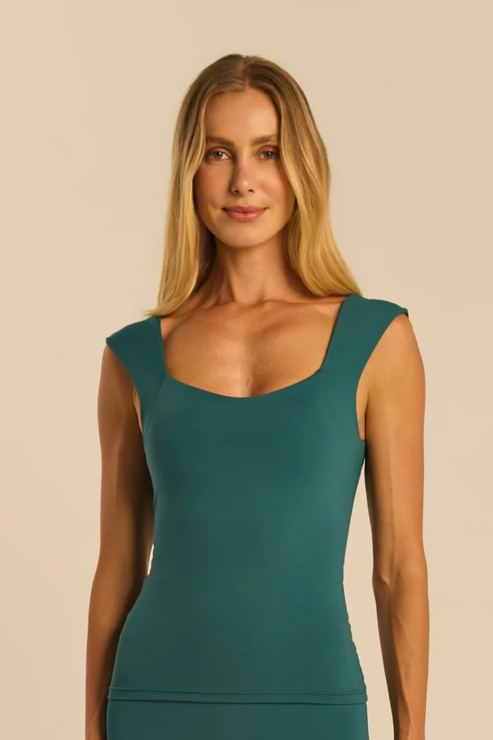 CAMISETA MARIA ESMERALDA