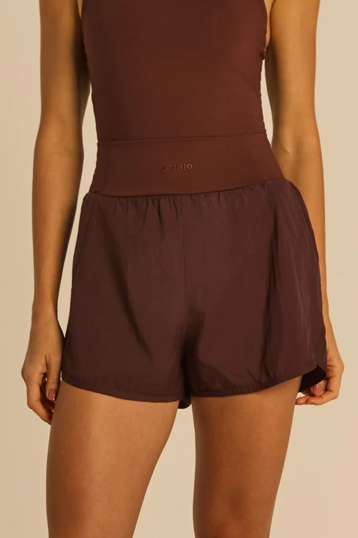 SHORT LIA COURO