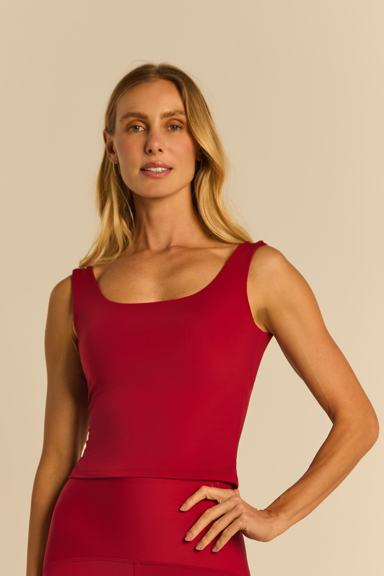 CROPPED OLGA CEREJA