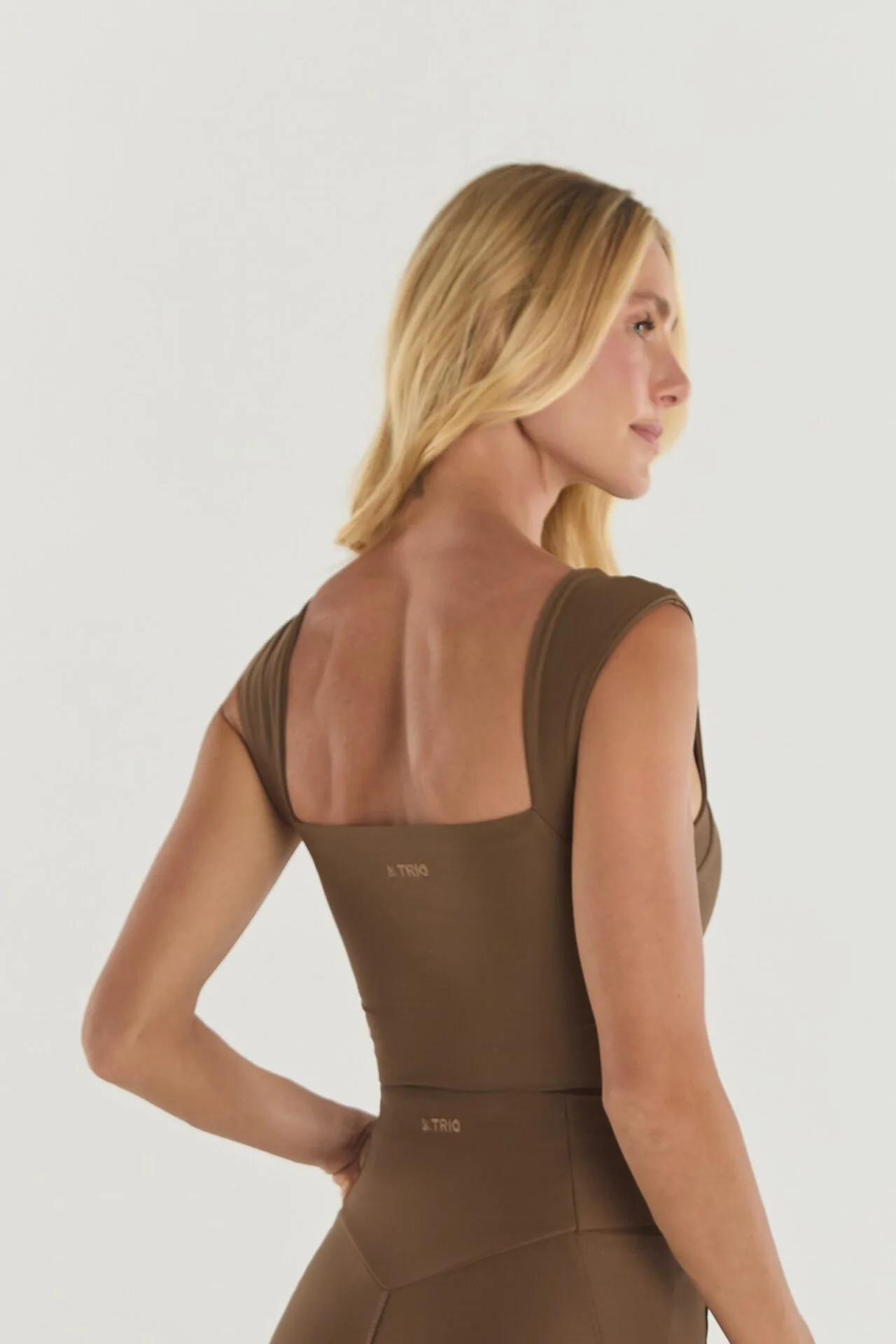 CAMISETA MARIA MOCHA - Imagem 2